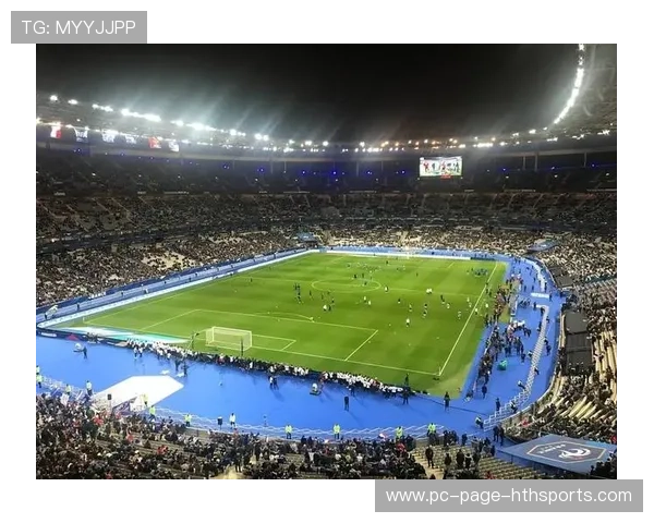 角球后点混战补射一蹴而就完成绝杀，见证足球赛场上的传奇时刻